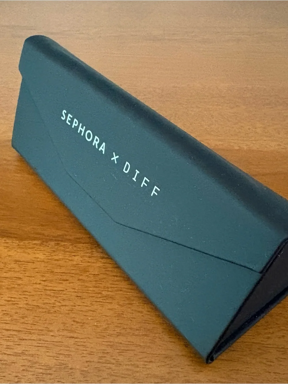 Sephora x Diff Collab Limited Edition Women’s Black Rectangular Sunglasses